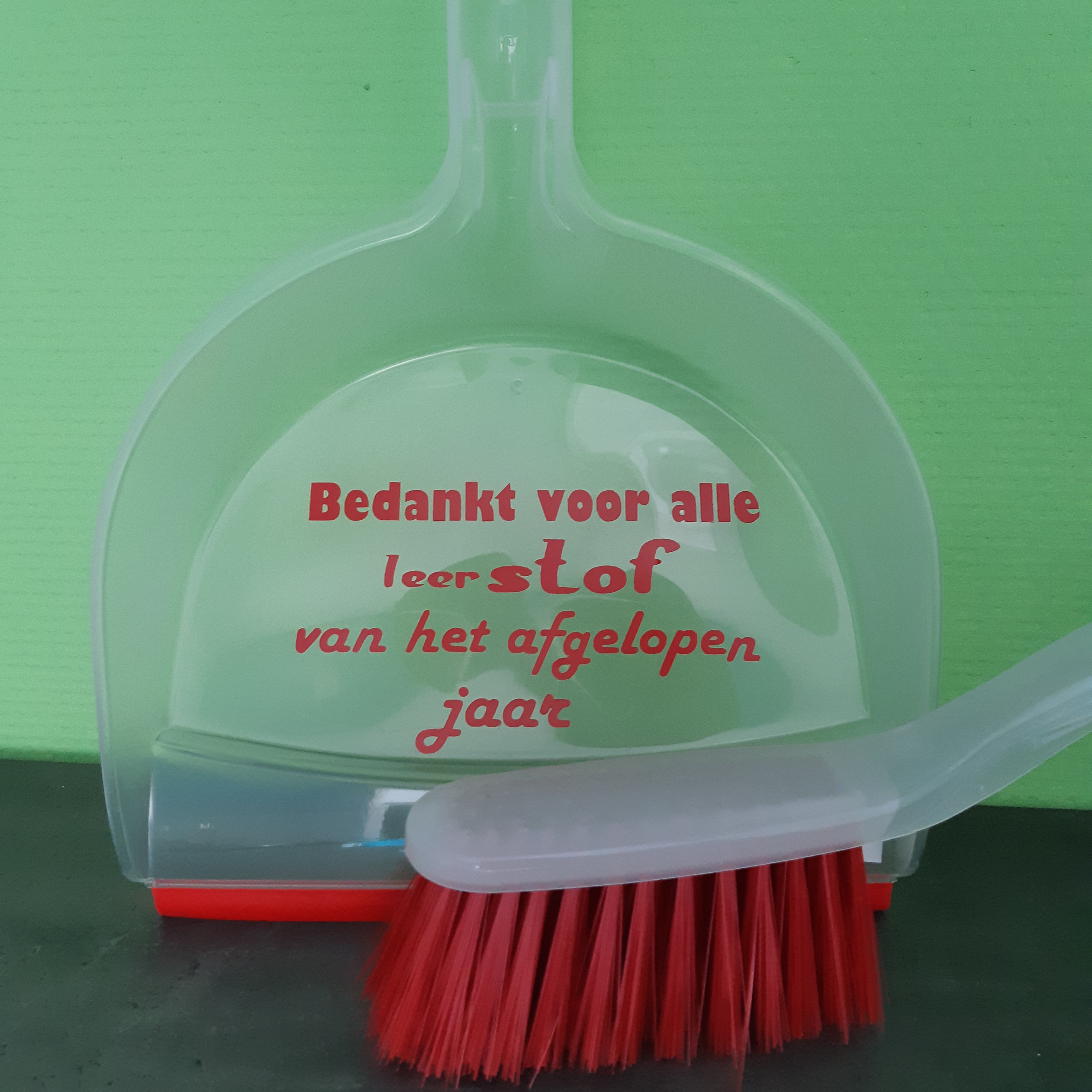Vuilblik met stoffer